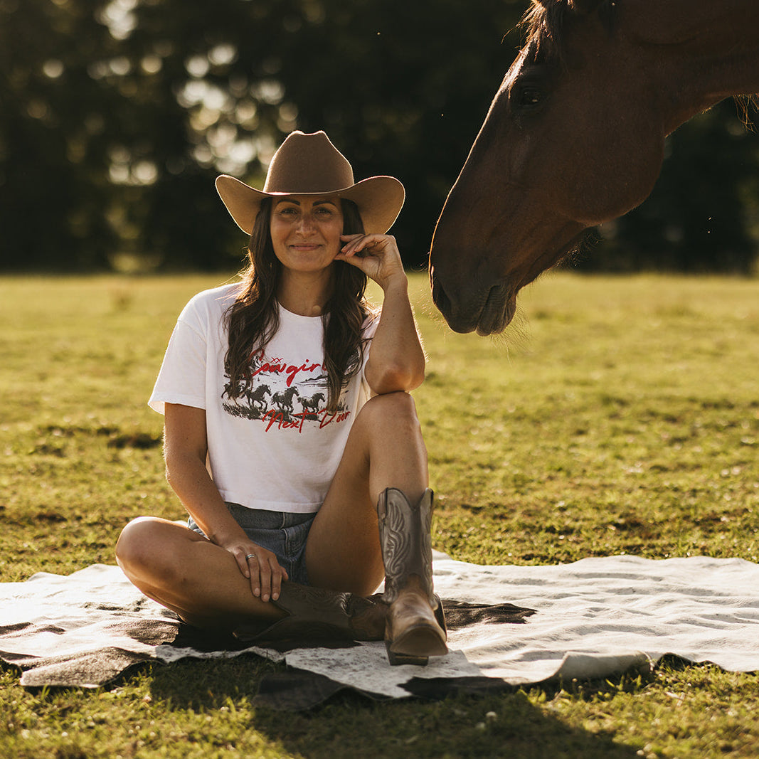 WILD HORSES Crop Tee